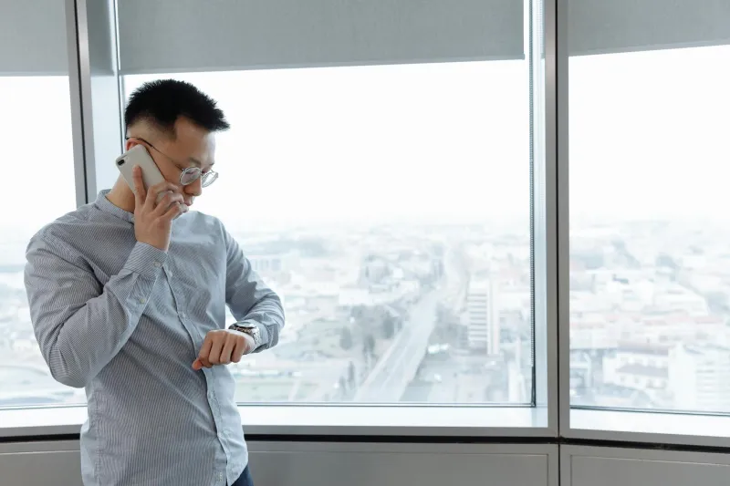 The Universal Time Warp: How 'Five Minutes Away' Became Earth's Most Flexible Unit of Measurement